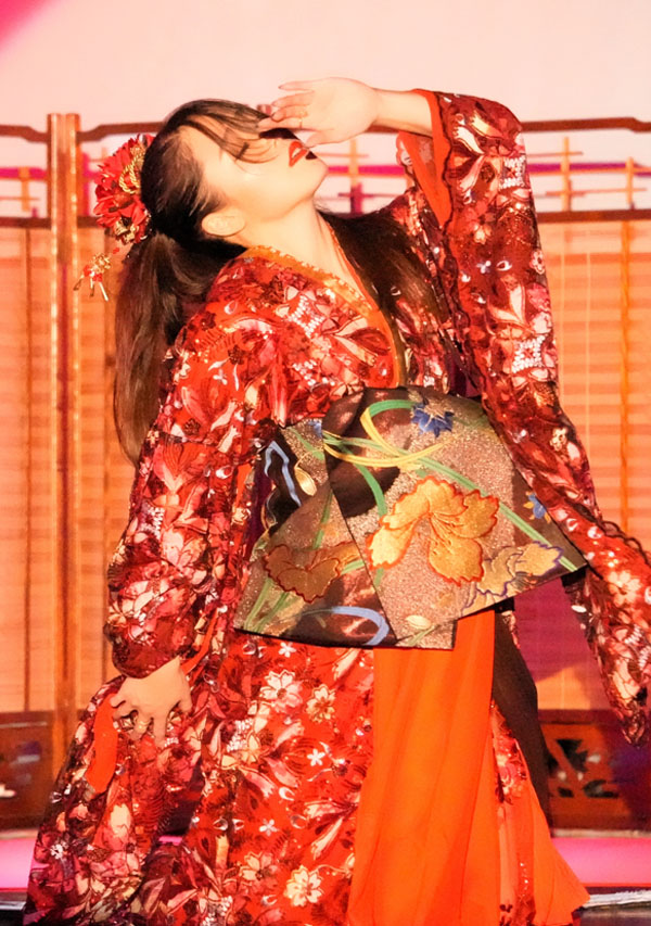 伊東紅蘭